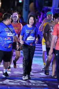 BIB: 4814, 4664
                            <button type="button" onclick="openModal(26262026)" class="btn btn-primary btn-sm float-right btn-popup" data-toggle="modal" data-target=".modal-high-quality">
                        <i class="fas fa-shopping-cart"></i> Add to Cart
                    </button>
                                            <button type="button" onclick="isThisMe(26262026, true)" class="btn btn-success btn-sm float-right btn-popup btn-isme hidden" data-toggle="tooltip" data-placement="bottom" title="นี่คือรูปของคุณใช่ไหม คลิกที่นี่เพื่อเอาเข้าอัลบั้ม">
                        <i class="fas fa-plus"></i> Add to album
                    </button>
                    <button type="button" onclick="isThisMe(26262026, false)" class="btn btn-warning btn-sm float-right btn-popup btn-isnotme hidden">
                        <i class="fas fa-ban"></i> Remove from album
                    </button>